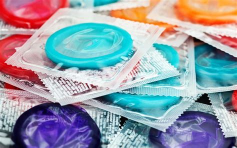Blowjob ohne Kondom gegen Aufpreis Hure Ronse